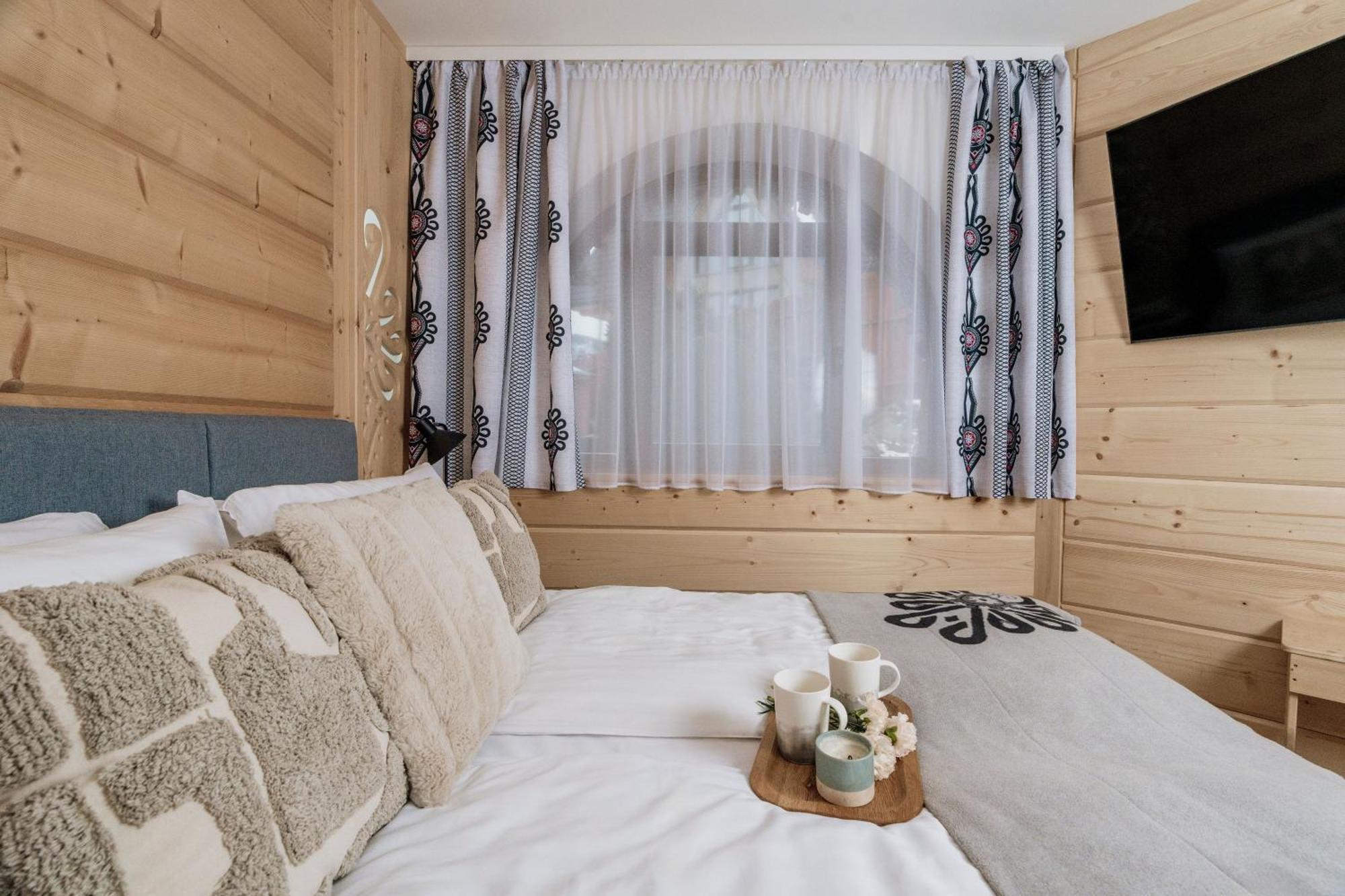 Hyrny Giewont Loftaffair Apartment กอสเชียลิสกอ ภายนอก รูปภาพ